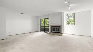 Photo #5: ML82011779 Listing