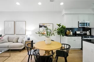 Photo #4: ML82011847 Listing 