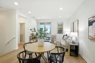 Photo #5: ML82011847 Listing 