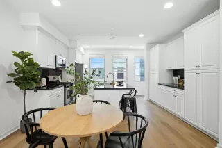 Photo #6: ML82011847 Listing 