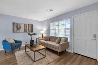 Photo #2: ML82011903 Listing 