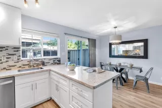 Photo #4: ML82011903 Listing 