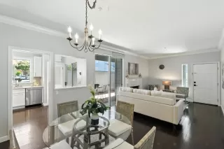 Photo #6: ML82011961 Listing