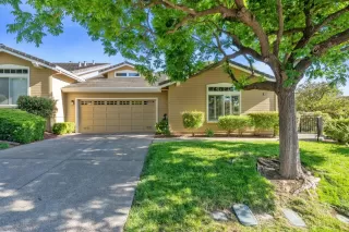 Photo #2: ML82012001 Listing