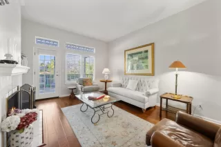 Photo #5: ML82012001 Listing