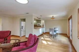 Photo #6: ML82012040 Listing 