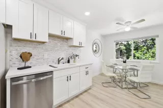 Photo #5: ML82012069 Listing 