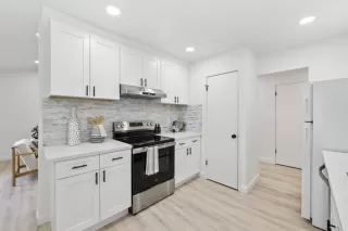 Photo #6: ML82012069 Listing 