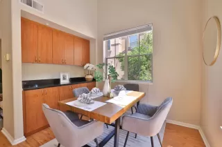 Photo #5: ML82012088 Listing 