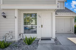 Photo #4: ML82012165 Listing