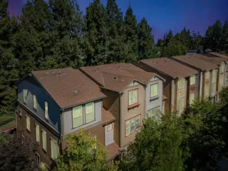 More Details about MLS # ML82012175 : 207 PEPPERMINT TREE TER 4