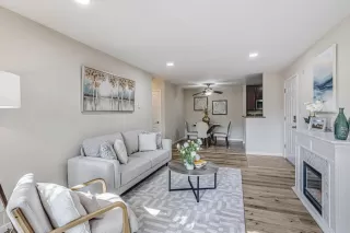 Photo #6: ML82012203 Listing