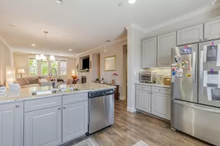 Photo #2: ML82012212 Listing 