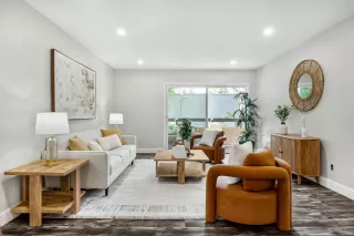 Photo #2: ML82012218 Listing 