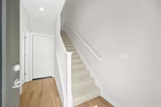 Photo #5: ML82012305 Listing 