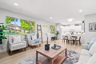 Photo #2: ML82012318 Listing