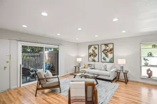 Photo #5: ML82012343 Listing 