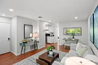 Photo #3: ML82012359 Listing 