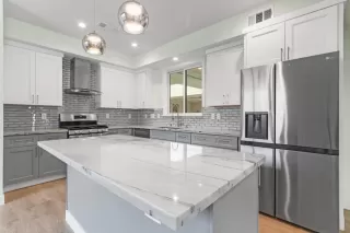 Photo #4: ML82012435 Listing 