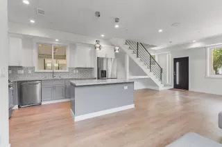 Photo #6: ML82012435 Listing 