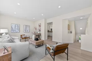 Photo #2: ML82012480 Listing 