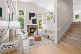 Photo #5: ML82012561 Listing 