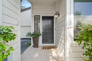 Photo #4: ML82012575 Listing 