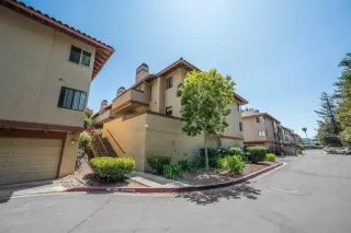 Photo #2: ML82012586 Listing 