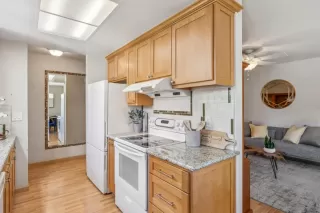 Photo #4: ML82012607 Listing