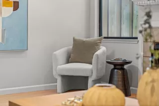 Photo #5: ML82012685 Listing