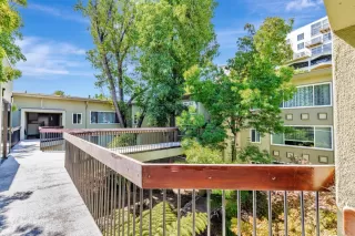 Photo #6: ML82012751 Listing 