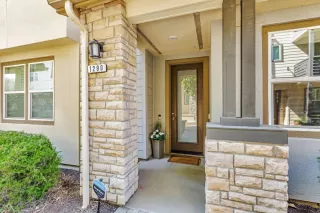 Photo #4: ML82012904 Listing 