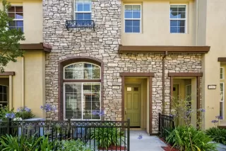 Photo #4: ML82012974 Listing 