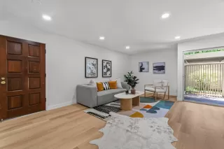 Photo #5: ML82013108 Listing 