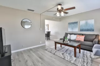 Photo #5: ML82013112 Listing 