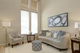 Photo #4: ML82013120 Listing 