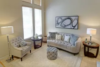 Photo #5: ML82013120 Listing 