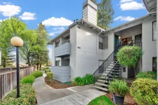 Photo #2: ML82013143 Listing 