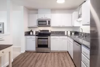 Photo #5: ML82013178 Listing 