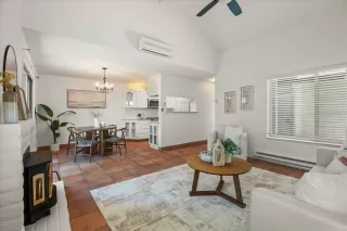 Photo #4: ML82013183 Listing