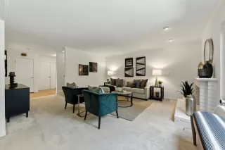 Photo #4: ML82013192 Listing