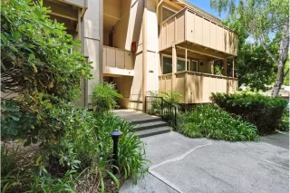 More Details about MLS # ML82013209 : 2454 W BAYSHORE RD 7