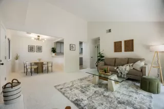 Photo #2: ML82013211 Listing 