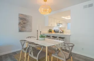 Photo #5: ML82013213 Listing 