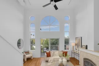 Photo #2: ML82013242 Listing