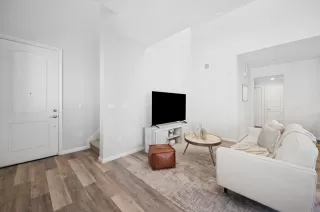 Photo #3: ML82013305 Listing