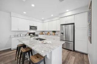 Photo #6: ML82013305 Listing