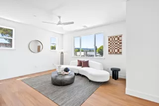 Photo #6: ML82013420 Listing