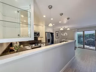 Photo #5: ML82013435 Listing 