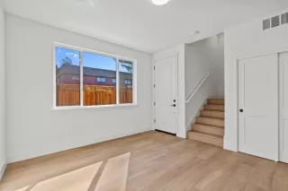 Photo #3: ML82013448 Listing 